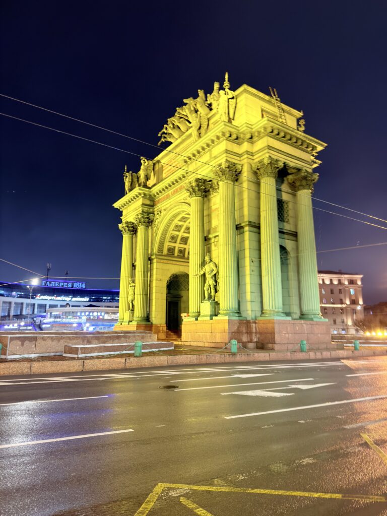 Saint Petersburg, photo 4 of 15